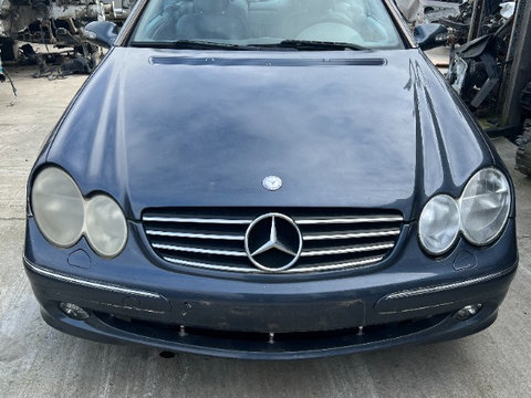 Trager panou frontal Mercedes CLK 270 CDI din 2004