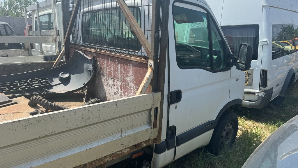 Trager Renault Master 2009 DOKA 2.5 DCI