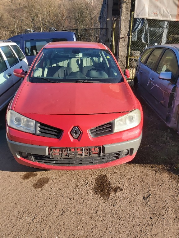 Trager Renault Megane 2007 BERLINA 1.6