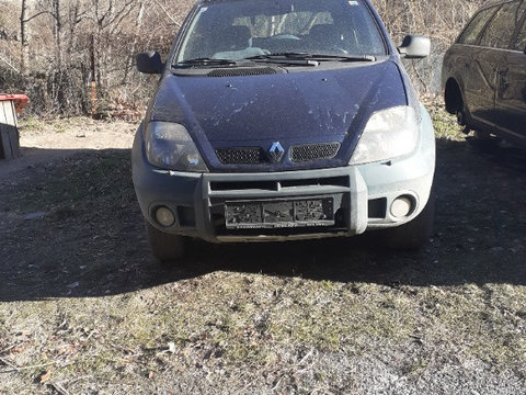 Trager Renault Scenic 2 2000 SUV 2.0