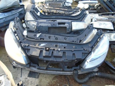 Trager Renault Scenic 2005