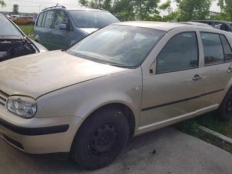 Trager Volkswagen Golf 2001