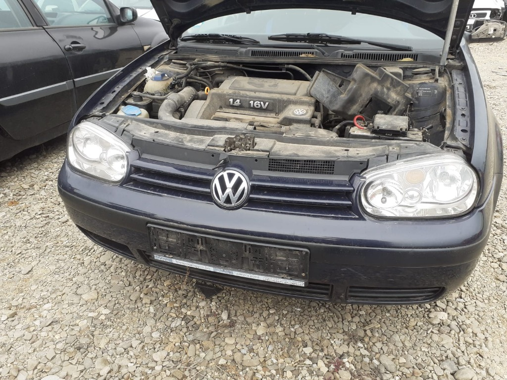 Trager Volkswagen VW Golf 4 2002 AXP 55KW
