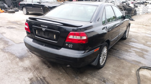 Trager Volvo S40 2002 limousina 1.9