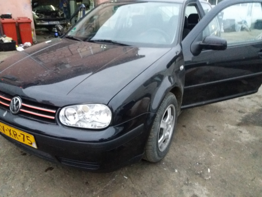 Trager VW Golf 4