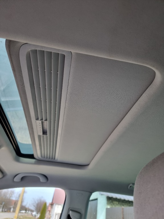 Trapa VW Touran an 2004-2007