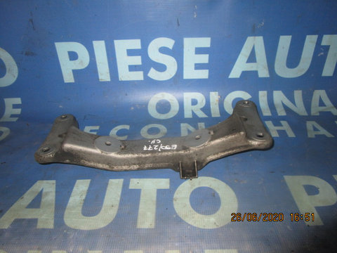 Traversa cutie viteze BMW E90 330d; 6760302