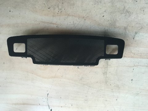 Trim capac boxa centrala Audi A3 8P 8P0857367