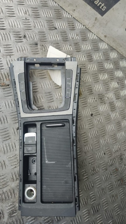 Trim schimbator viteze Vw Golf 7 1.6 TDI hatchback cod motor CLH ,transmisie automata, an 2013