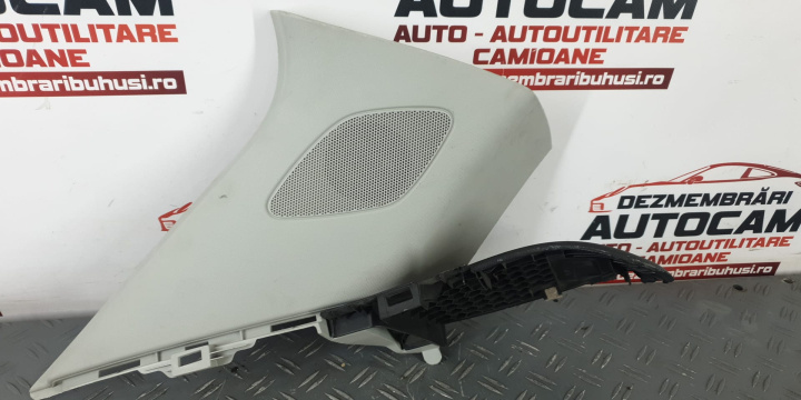 Trim stalp pentru difuzor 8U0868605 Mja29950 8U0868605 Mja29950 Audi Q3 8U [2011 - 2014] Crossover 1.4 TFSI MT (150 hp)