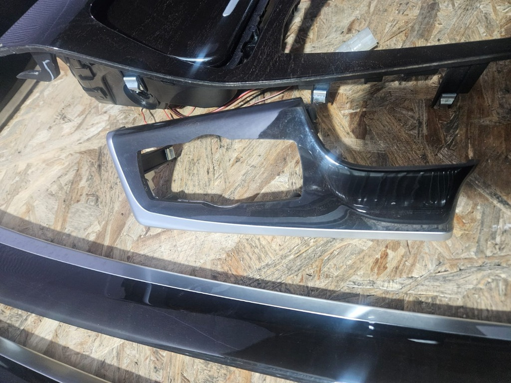 Trimuri bord și uși BMW seria 5 F10 f1