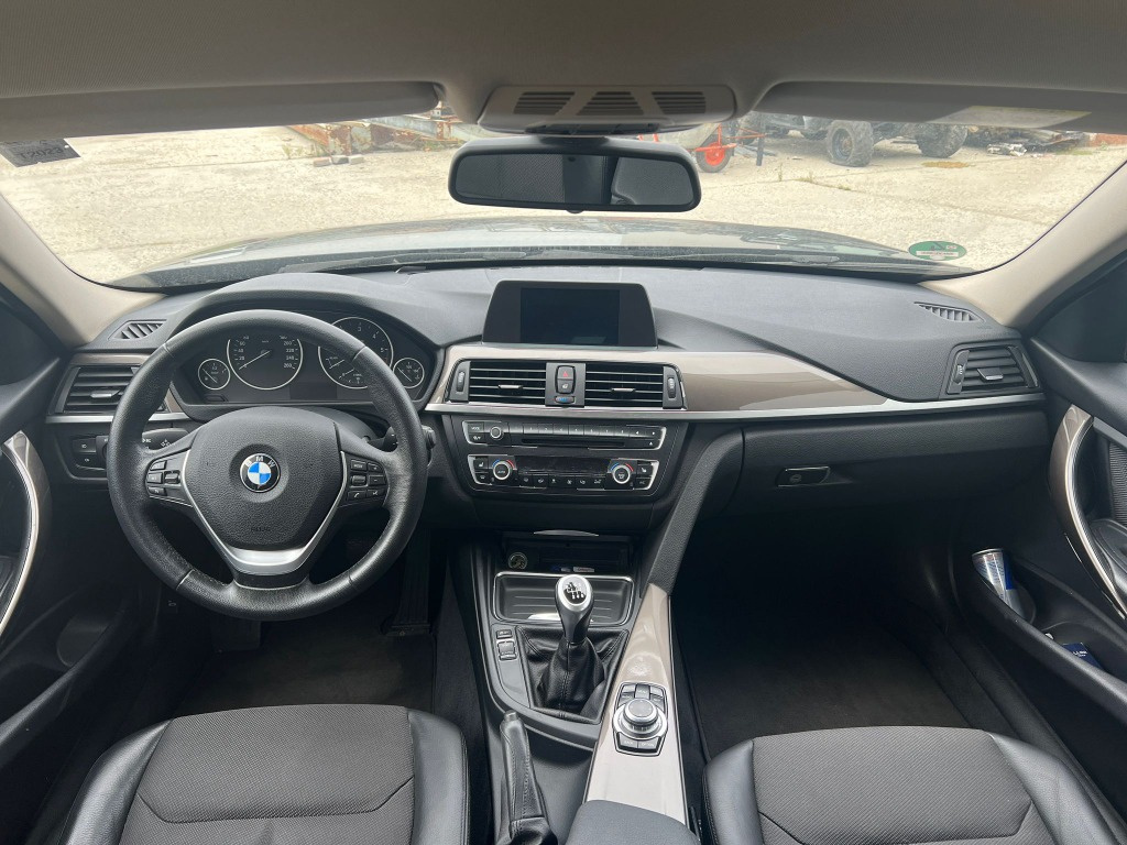 Trimuri interioare pachet modern BMW Seria 3 F30 F31