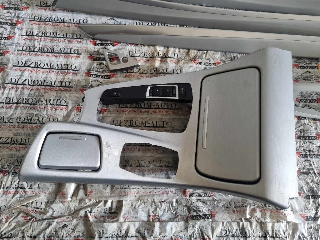 Trimuri originale complete cutie automat