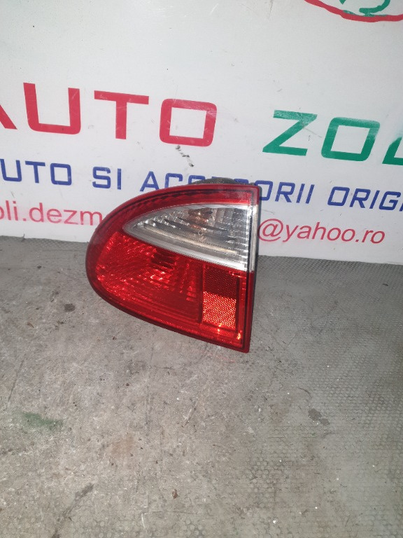 Tripla aripa stânga SEAT LEON DIN 2004