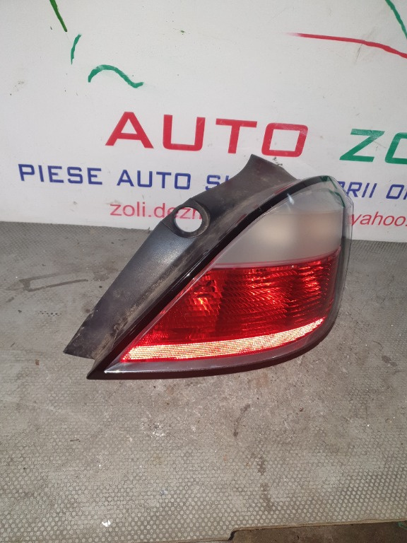 Tripla dreapta OPEL ASTRA H HATCHBACK DIN 2006