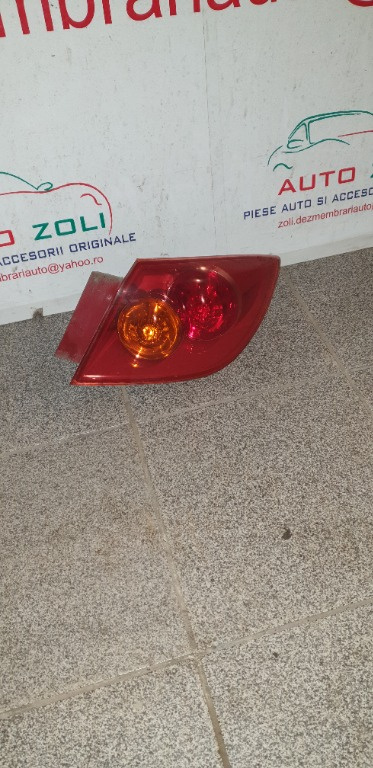 Tripla dreapta spate MAZDA 3 DIN 2006