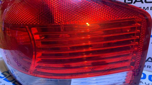 Tripla Lampa Stop Dreapta Aripa Audi A3 