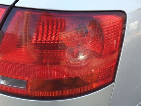 Tripla Lampa Stop Dreapta Aripa Audi A4 B7 Break Combi 2005 - 2008