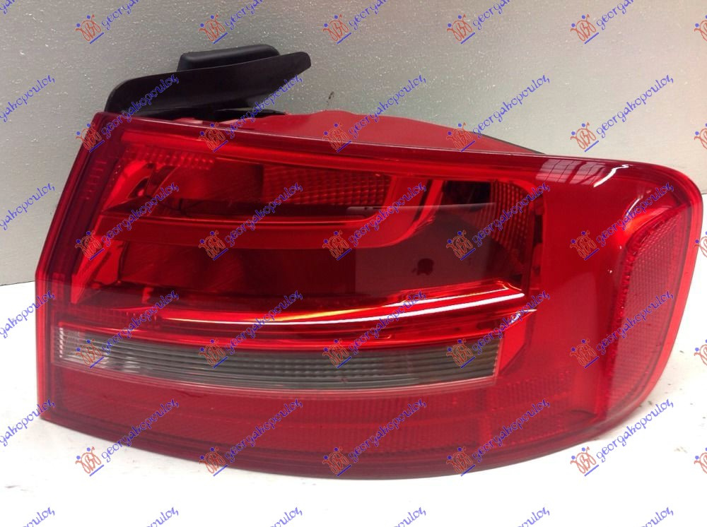 Tripla Lampa stop dreapta Audi A4 B8 2011-2015 NOU