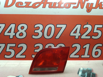 Tripla lampa stop dreapta haion Audi A3 8P hatchba