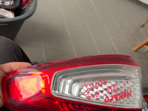 Tripla stanga (aripa) LED Ford Mondeo 2010,2011,2012 facelift hatchback