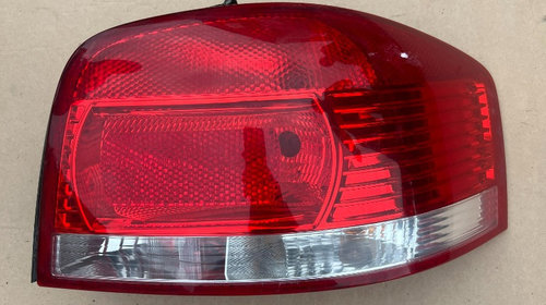 Tripla/Stop Dreapta Audi A3 8P,Model in 