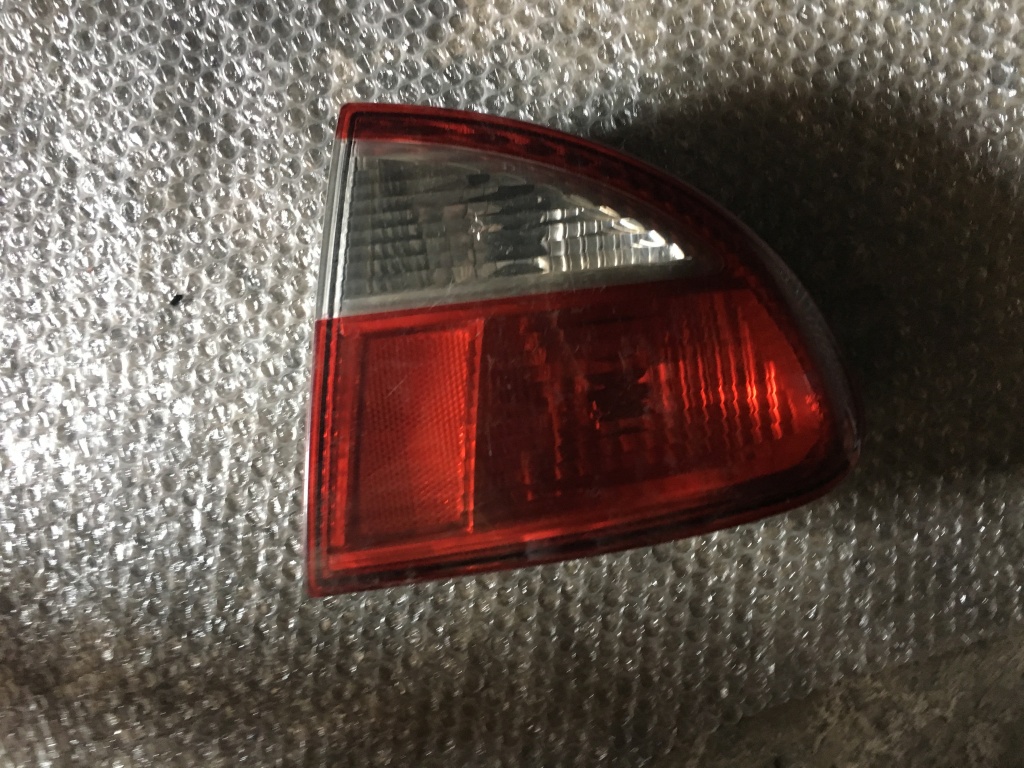 Tripla stop dreapta Seat Leon 1M6945112 1M6945096A