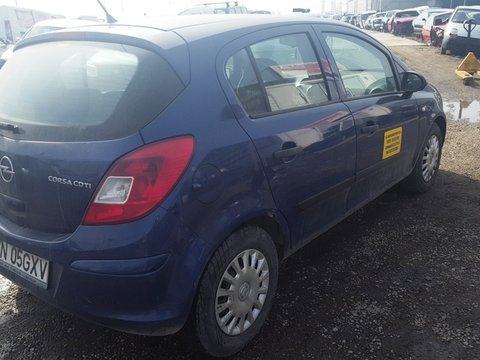 Tripla, stop dreapta spate Opel Corsa D - 2008