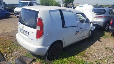 Tripla, stop dreapta spate - Skoda Roomster Prakti