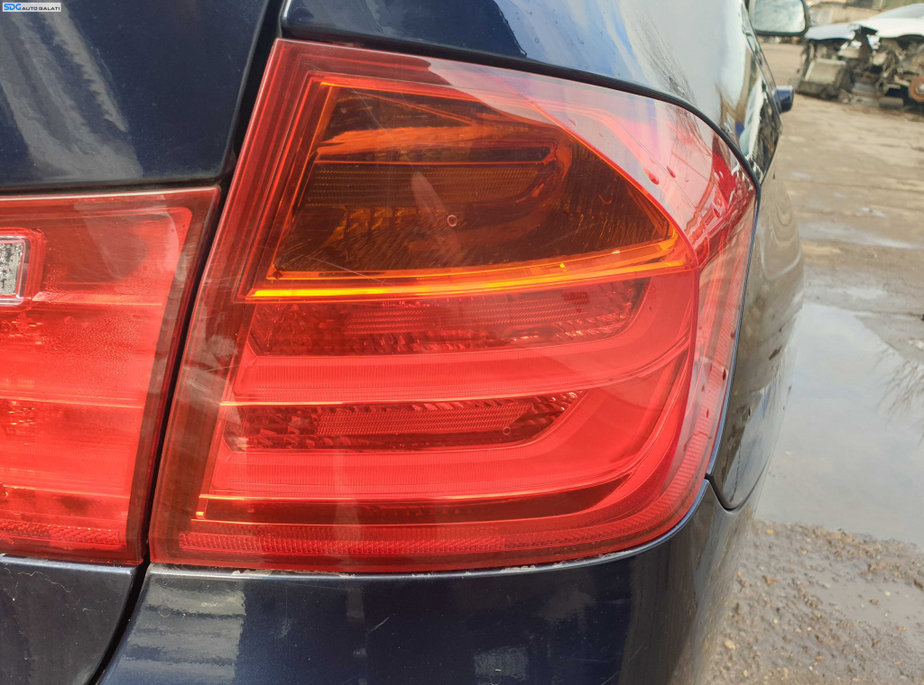 Tripla Stop Lampa Dreapta de pe Aripa Caroserie BMW Seria 3 F30 Sedan Berlina NFL Non Facelift 2011 - 2014 [K2146]