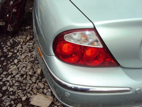 Tripla, stop stanga spate Jaguar S-Type 2003