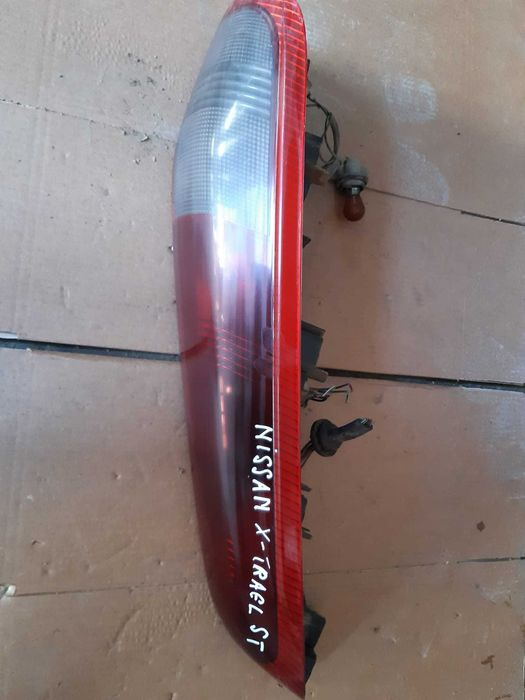 Tripla/triple/stop/stopuri/lampa Nissan X-trail st