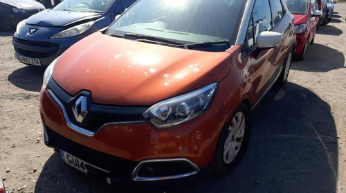 Triunghi reflectorizant Renault Captur [