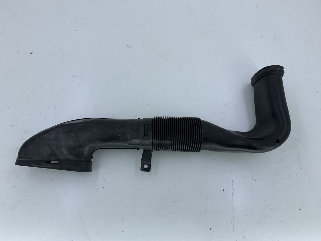 Tub admisie aer Mercedes-Benz C CLASS W204 S204 A6