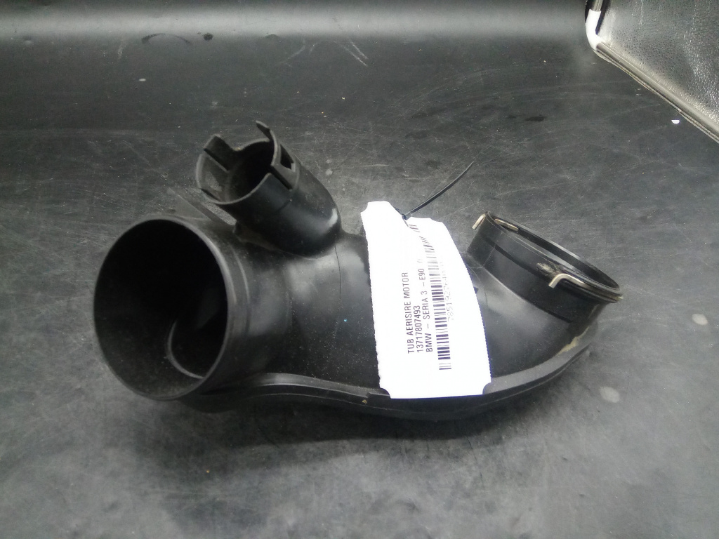 Tub aerisire motor Bmw Seria 3 -e90 N57 cod piesa 