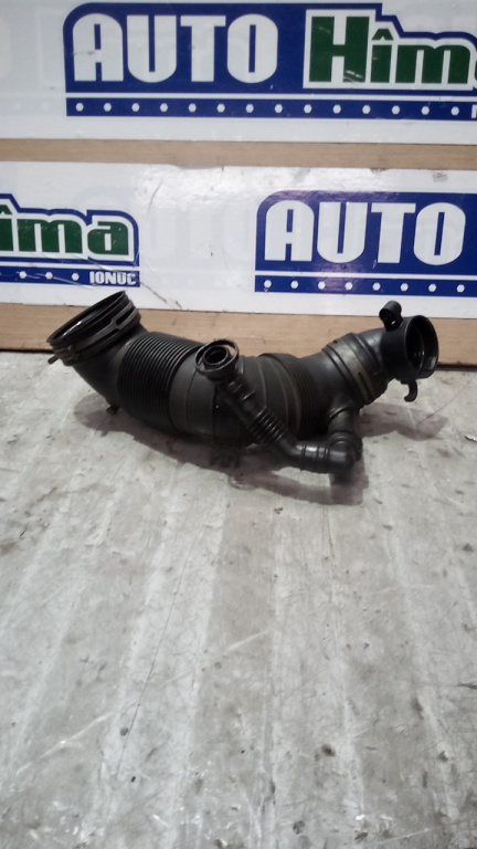 Tub aspirare aer motor 3C0129635 / 03G103493D / 3C0129654P / 2.0TDI Volkswagen PASSAT B6 2005-2011 2.0TDI