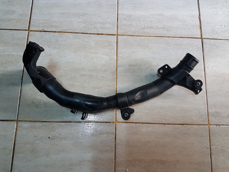Tub intercooler 5n0145840d vw tiguan 2.0 tdi cbab 140 cai