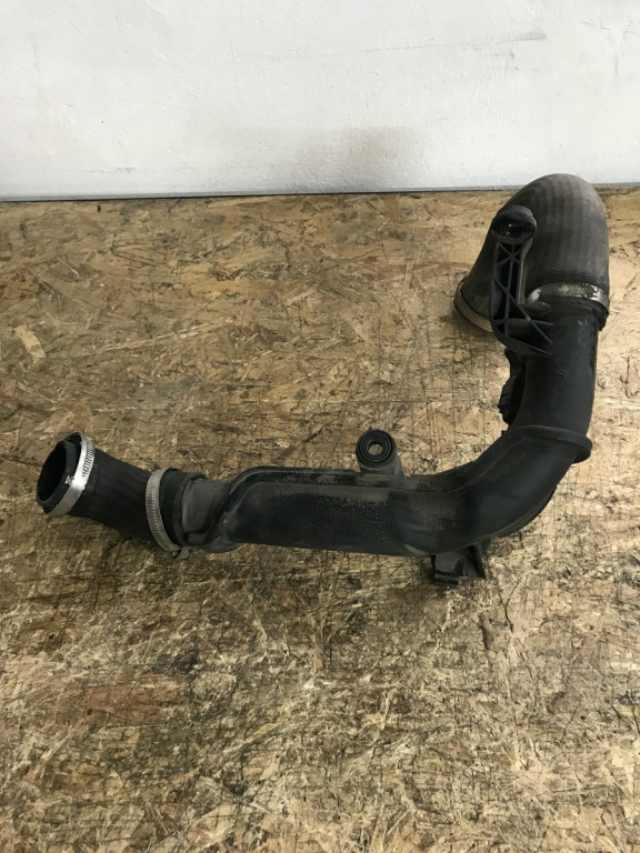 Tub intercooler VW Passat B7 2.0TDI ,4x4, 170cp, A
