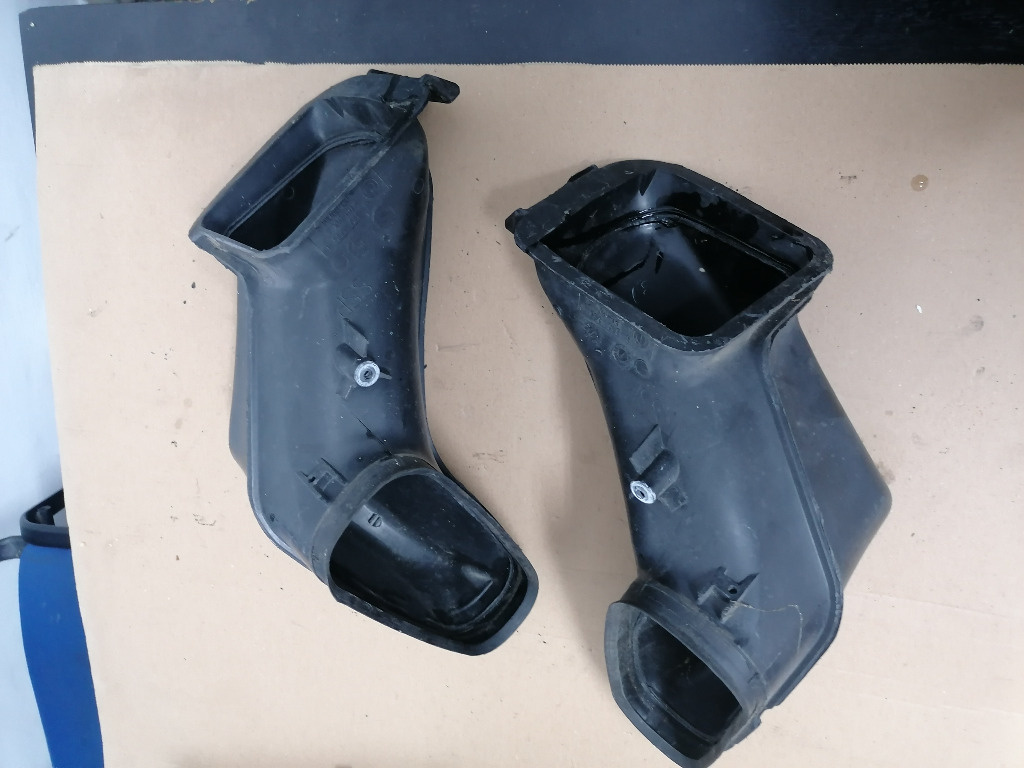 TUB TUBULATUR ADMISIE AER FILTRU POLEN STANGA SAU DREAPTA BMW E65 SERIA 7 2001 2002 2003 2004 2005 2006 2007