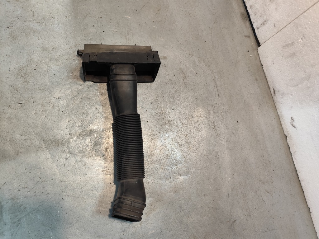 Tubulatura admisie aer Audi A1 1.6 TDI 2011 - 2014