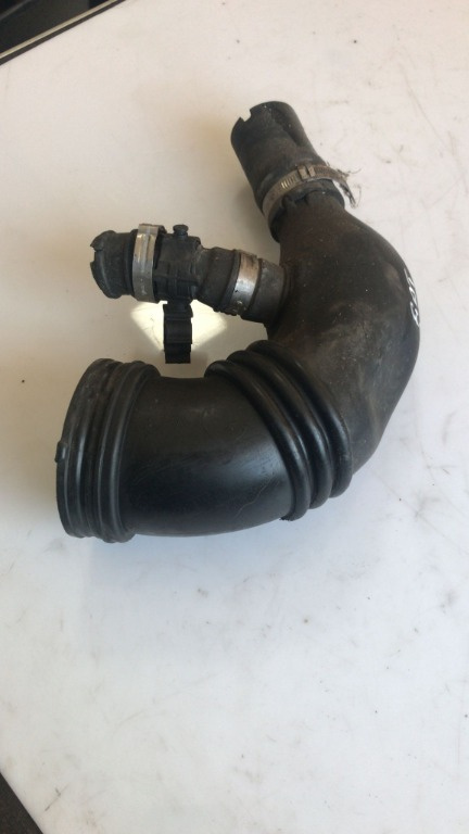 Tubulatura admisie Fiat Punto cod 51897510