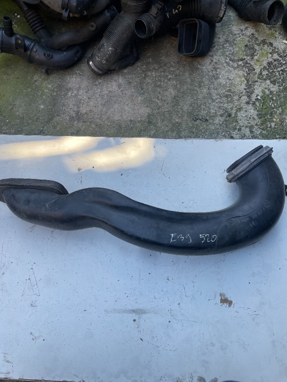 Tubulatura aer BMW E39 520i; 1427096