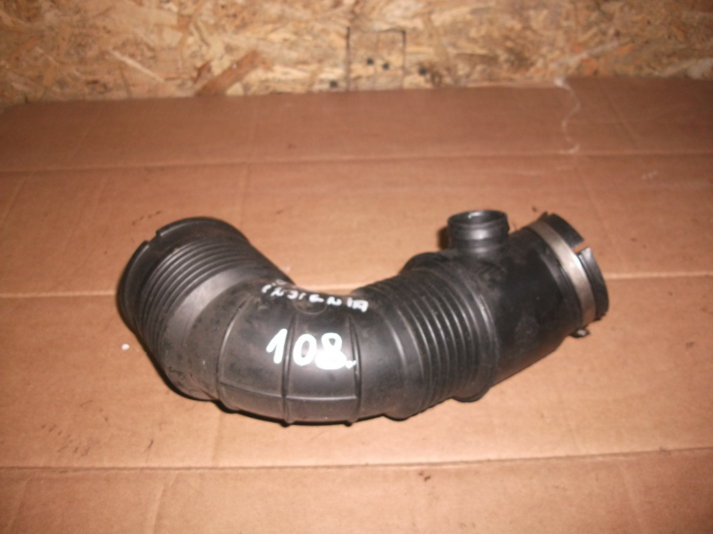 Tubulatura aer Opel Insignia 2.0 D, 55561787