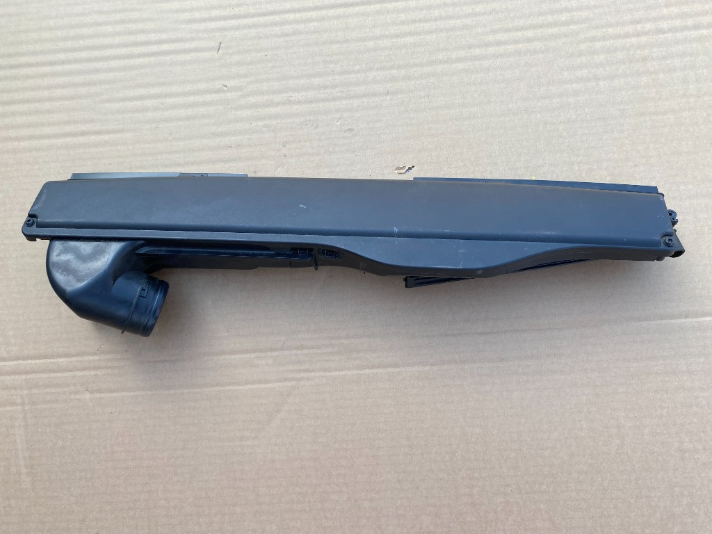Tubulatura aer trager VW Golf 7 5Q0129254E 5Q0 129 254 E