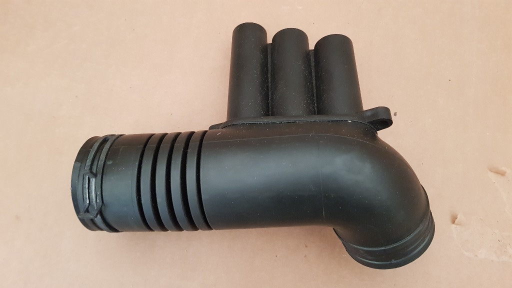 Tubulatura aer VW Golf 7 1.4 tsi 04E129651C 04E 129 651 C