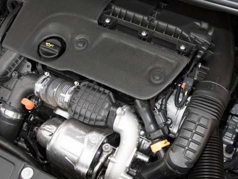 Tubulatura conducta aer intercooler clima Opel Grandland X 1.6 cdti