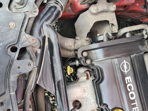 Tubulatura conducta carcasa filtru aer Opel Corsa D 1.0 benzina Z10XEP