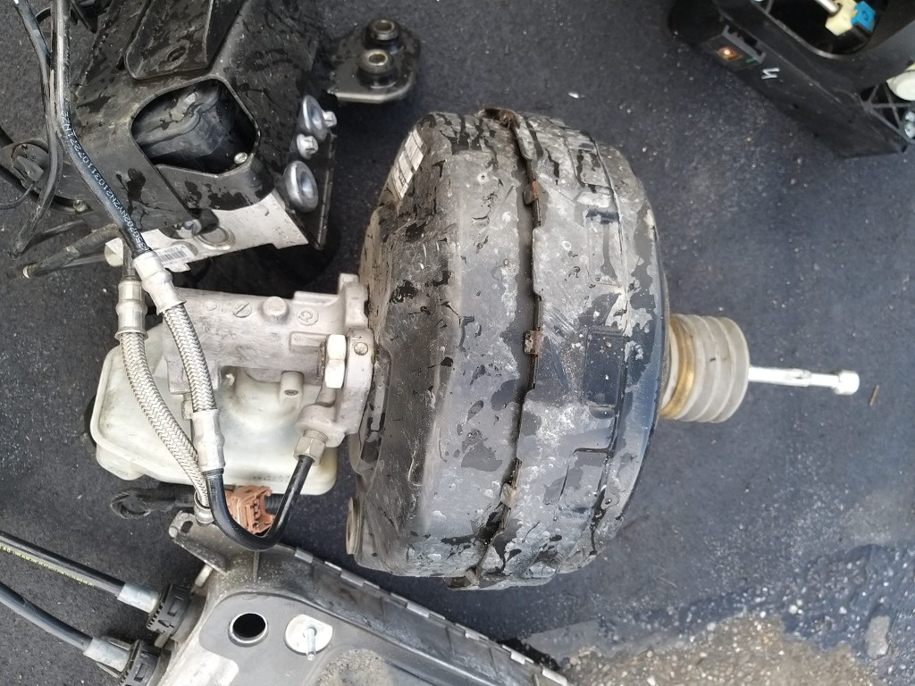 Tulumba Frana cod: 13338058 pentru Opel Astra J din 2011