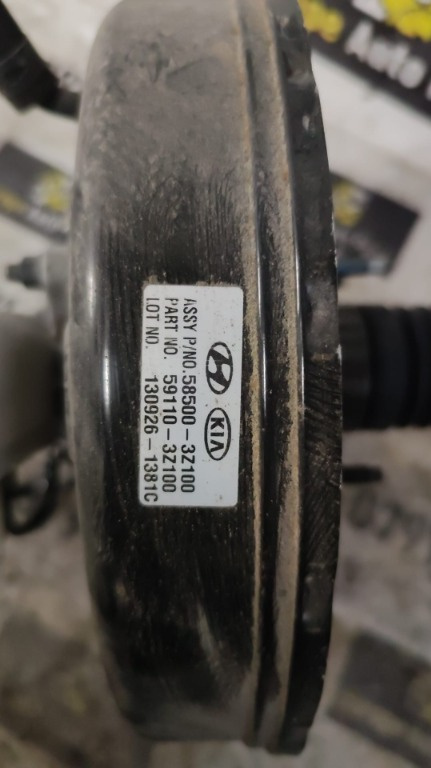 Tulumba servodirectie Hyundai I40 1.7 CRDI , 136 cp / 100 kw , cod motor D4FD , an 2013 cod 59110-3Z1 00 / 585