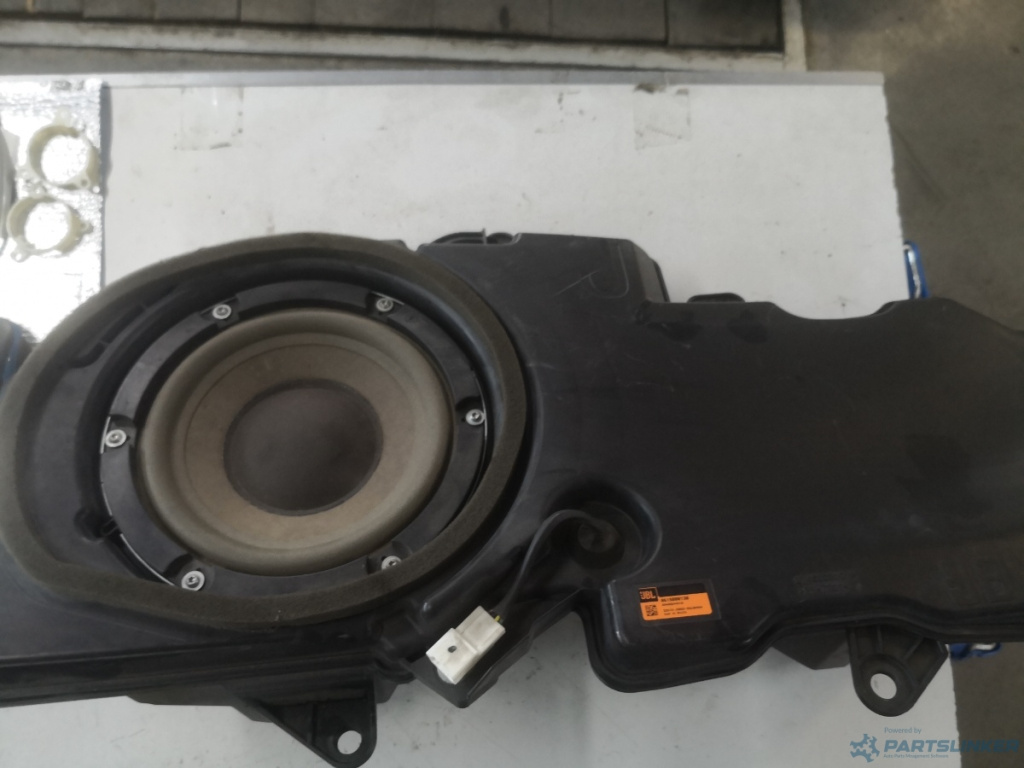 Tun bass JAGUAR XF (CC9_, X250) [ 2008 - 2015 ] Jbl OEM 8946004401a